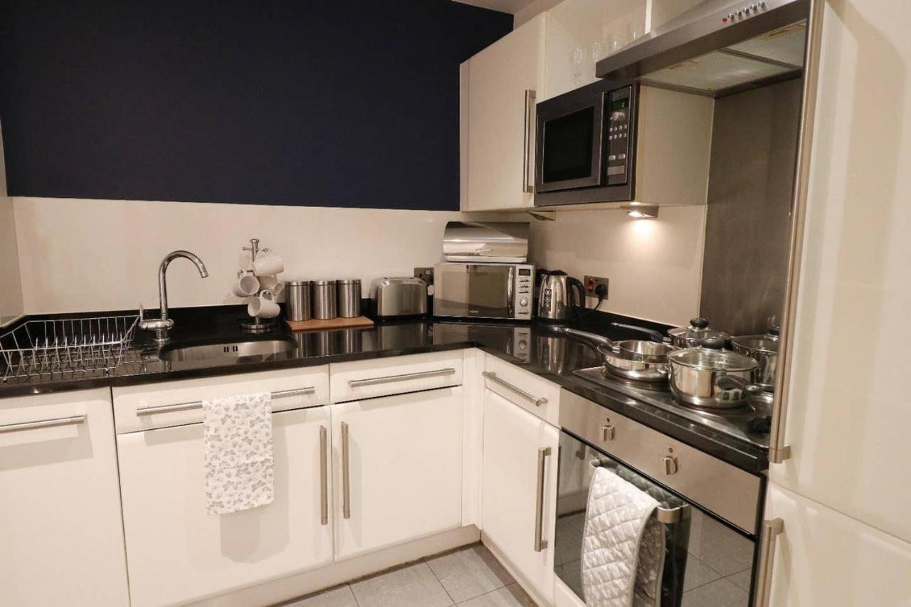 Heart Of Leeds City Centre Living - Sleeps 6 Apartment Bagian luar foto